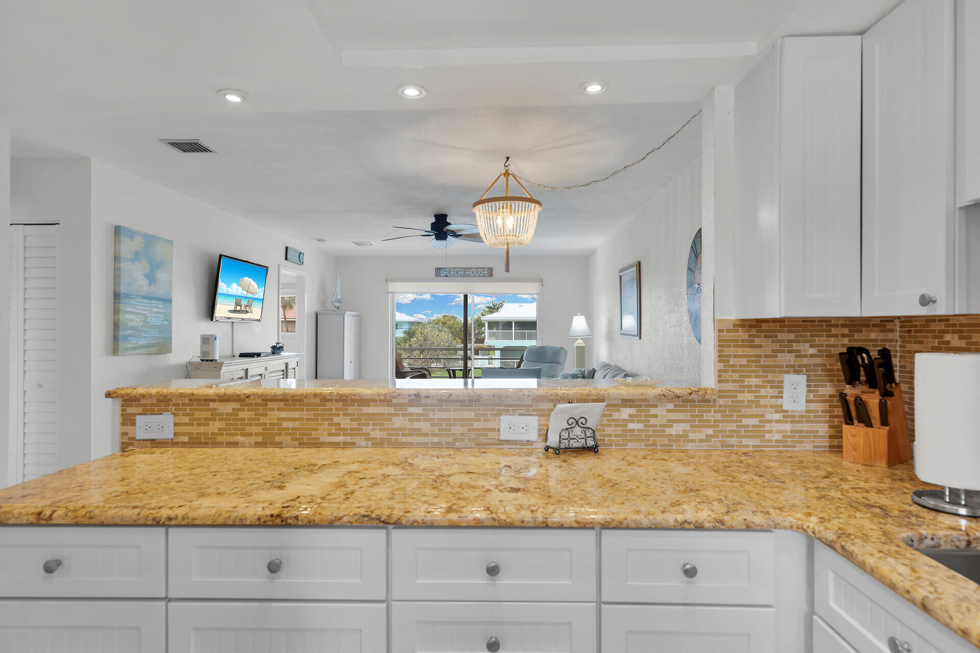 389 N Anglers Drive Unit: 204