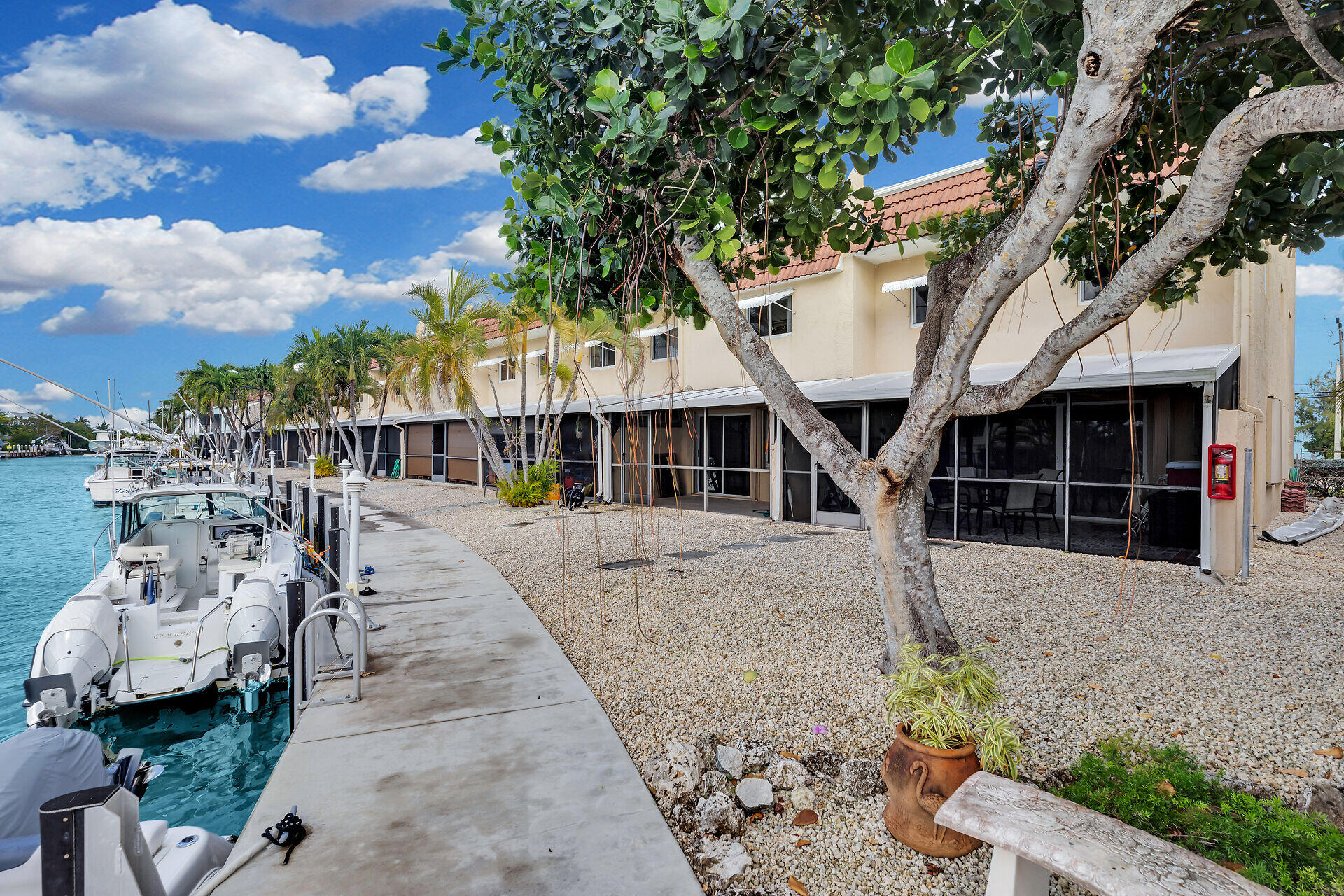 423 Sombrero Beach Road Unit: 9