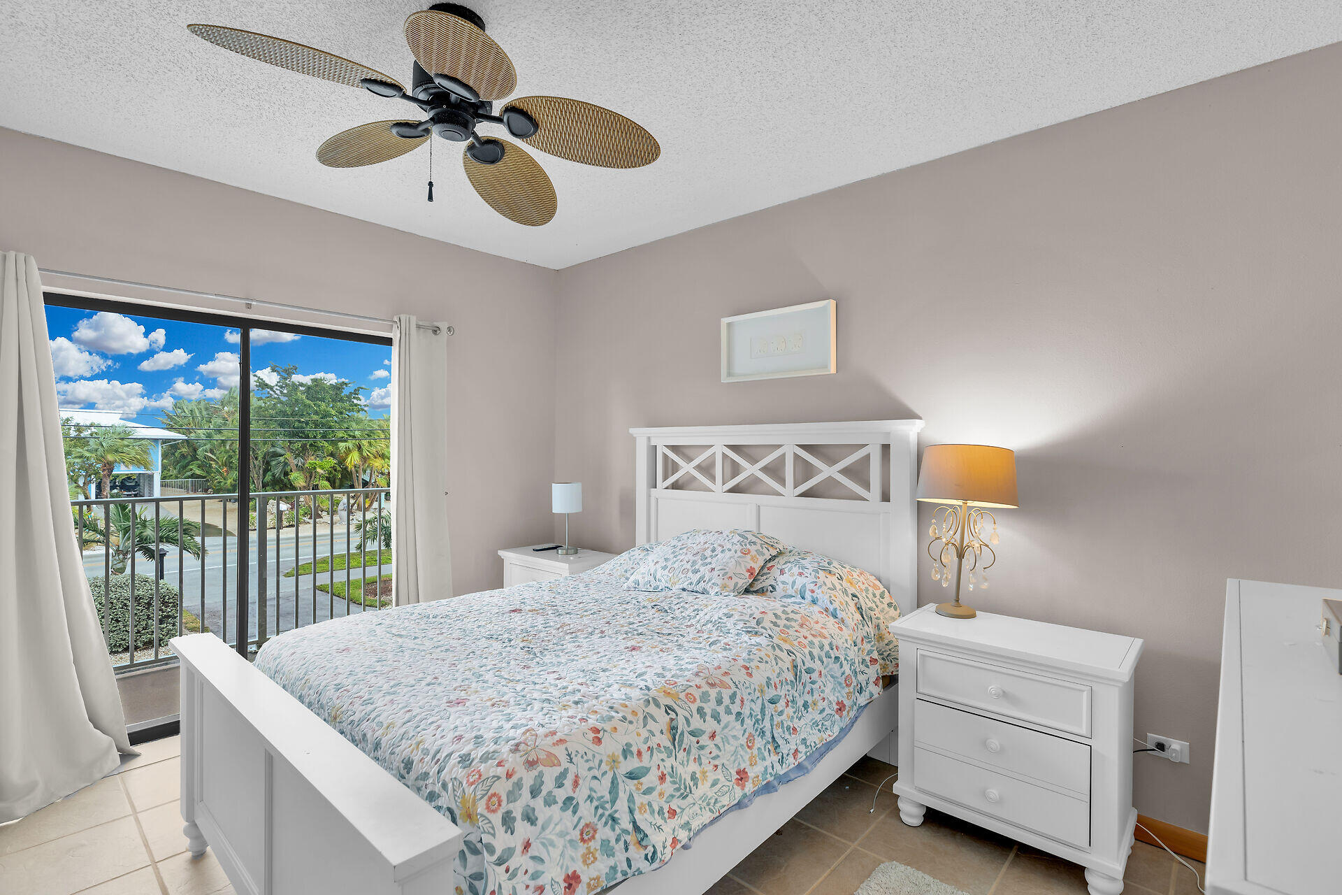 423 Sombrero Beach Road Unit: 9
