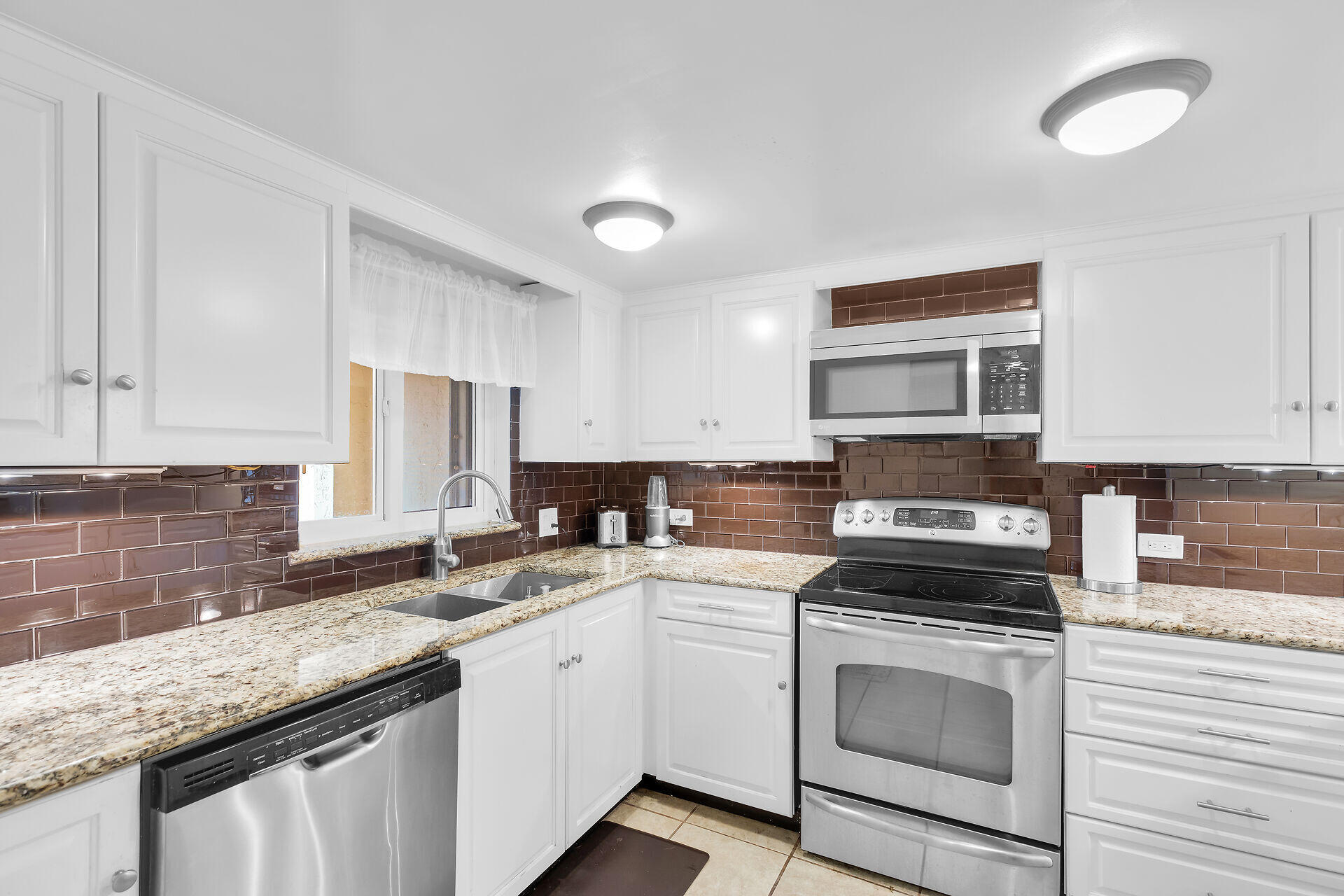 423 Sombrero Beach Road Unit: 9