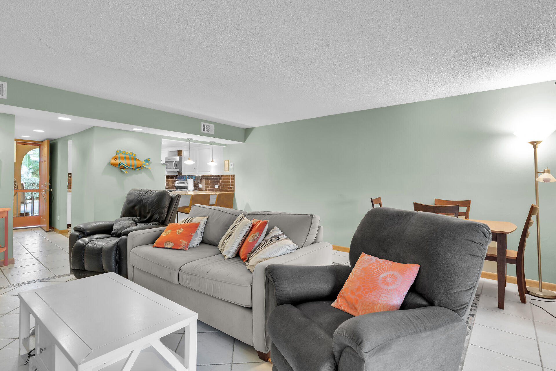 423 Sombrero Beach Road Unit: 9