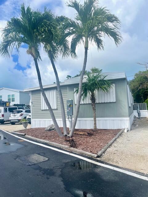 6099 Overseas Highway 12W