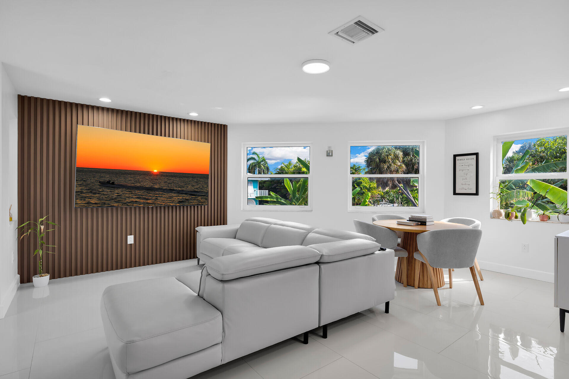 209 Corsair Road