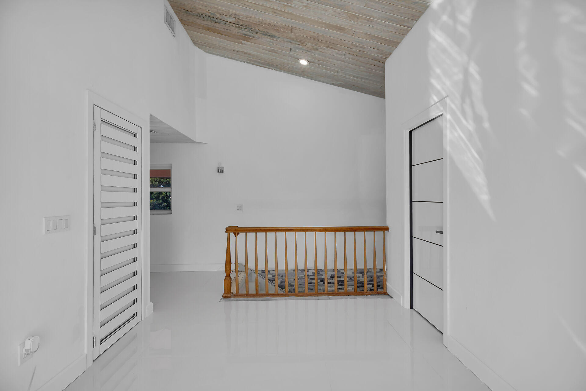 209 Corsair Road
