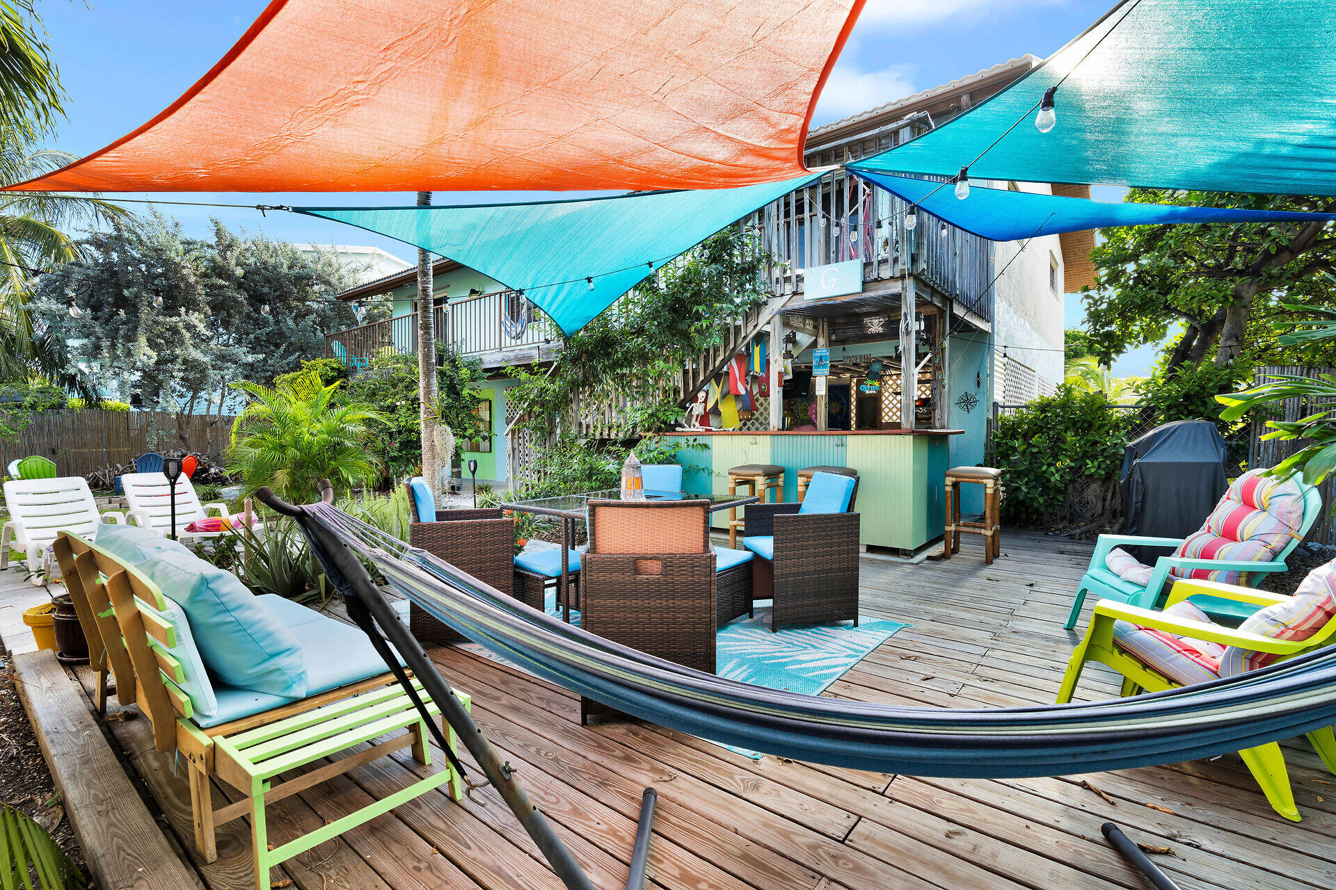 422 Calle Limon