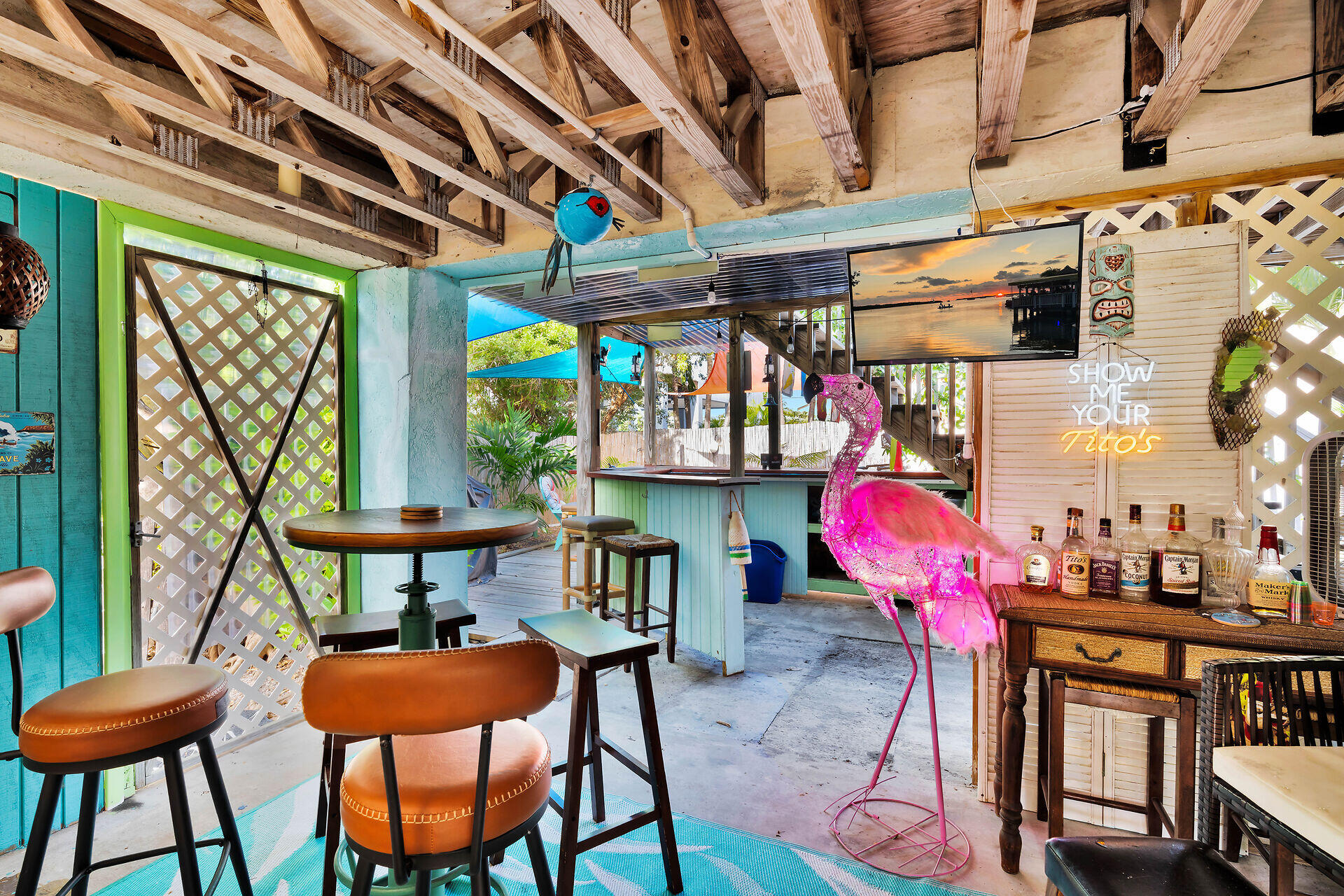422 Calle Limon