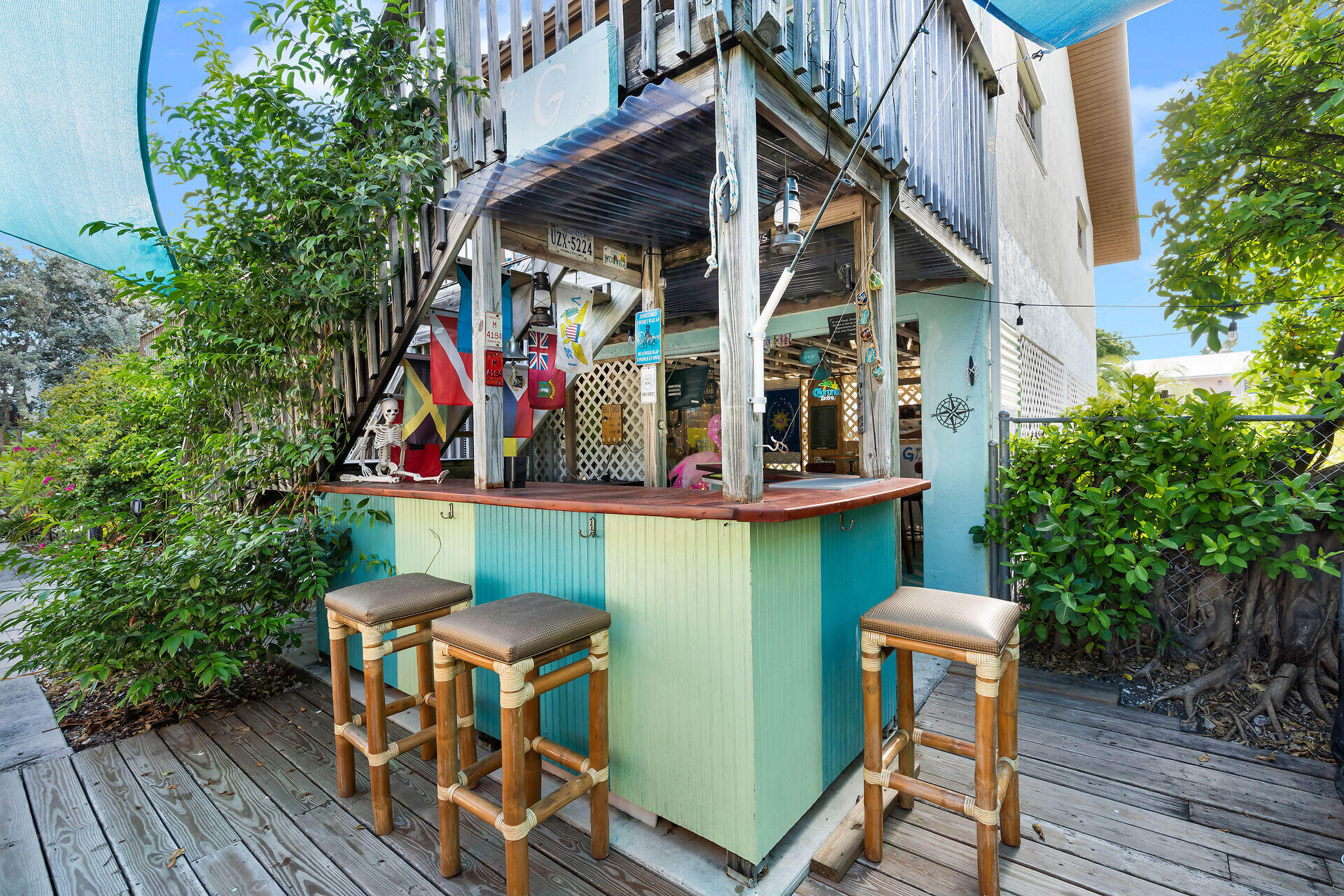 422 Calle Limon