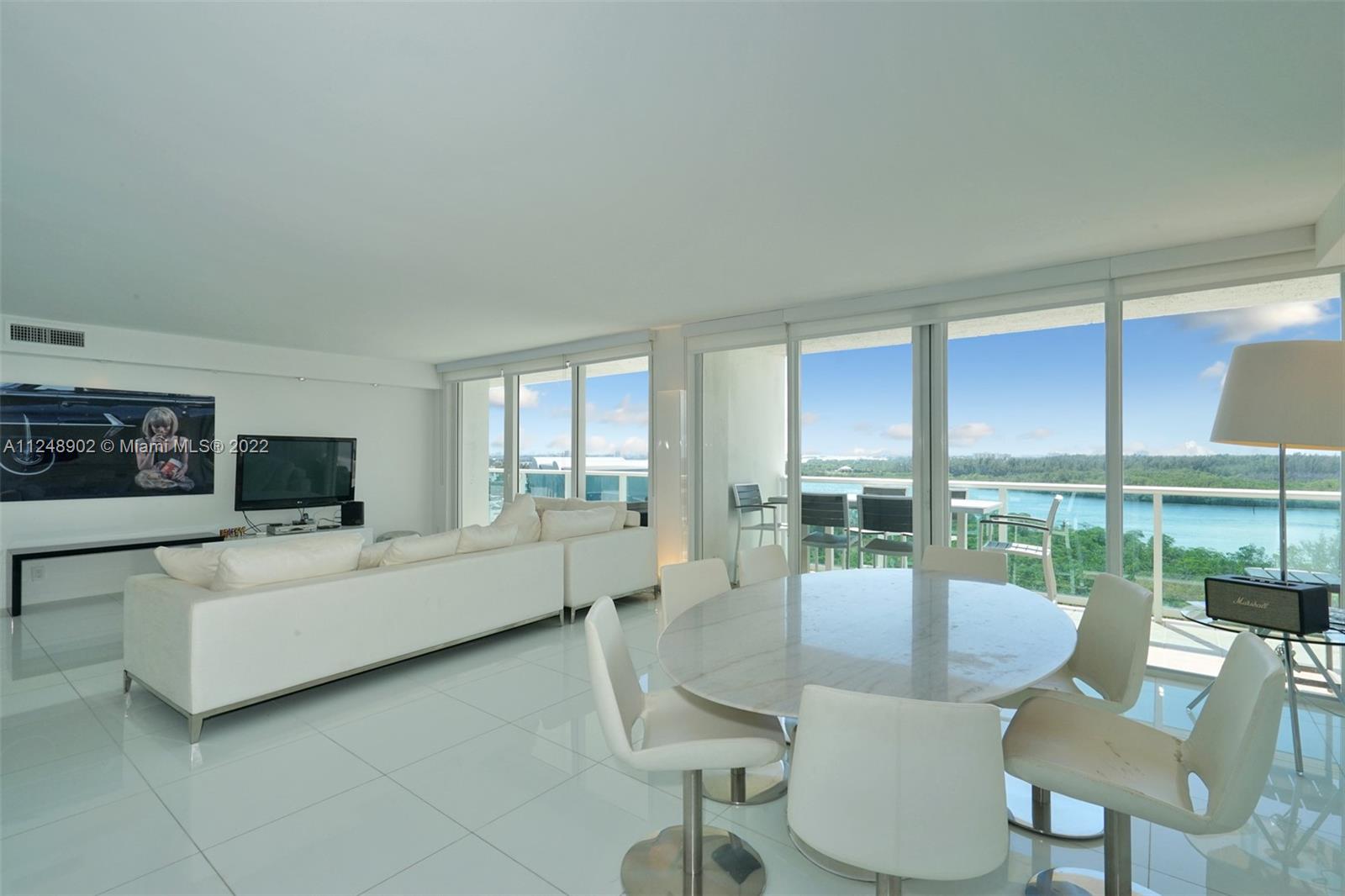 100 Bayview Dr Unit: 1119/1120