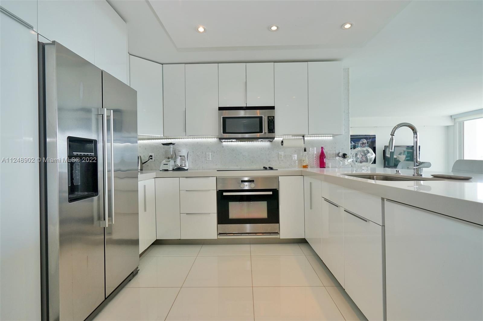 100 Bayview Dr Unit: 1119/1120