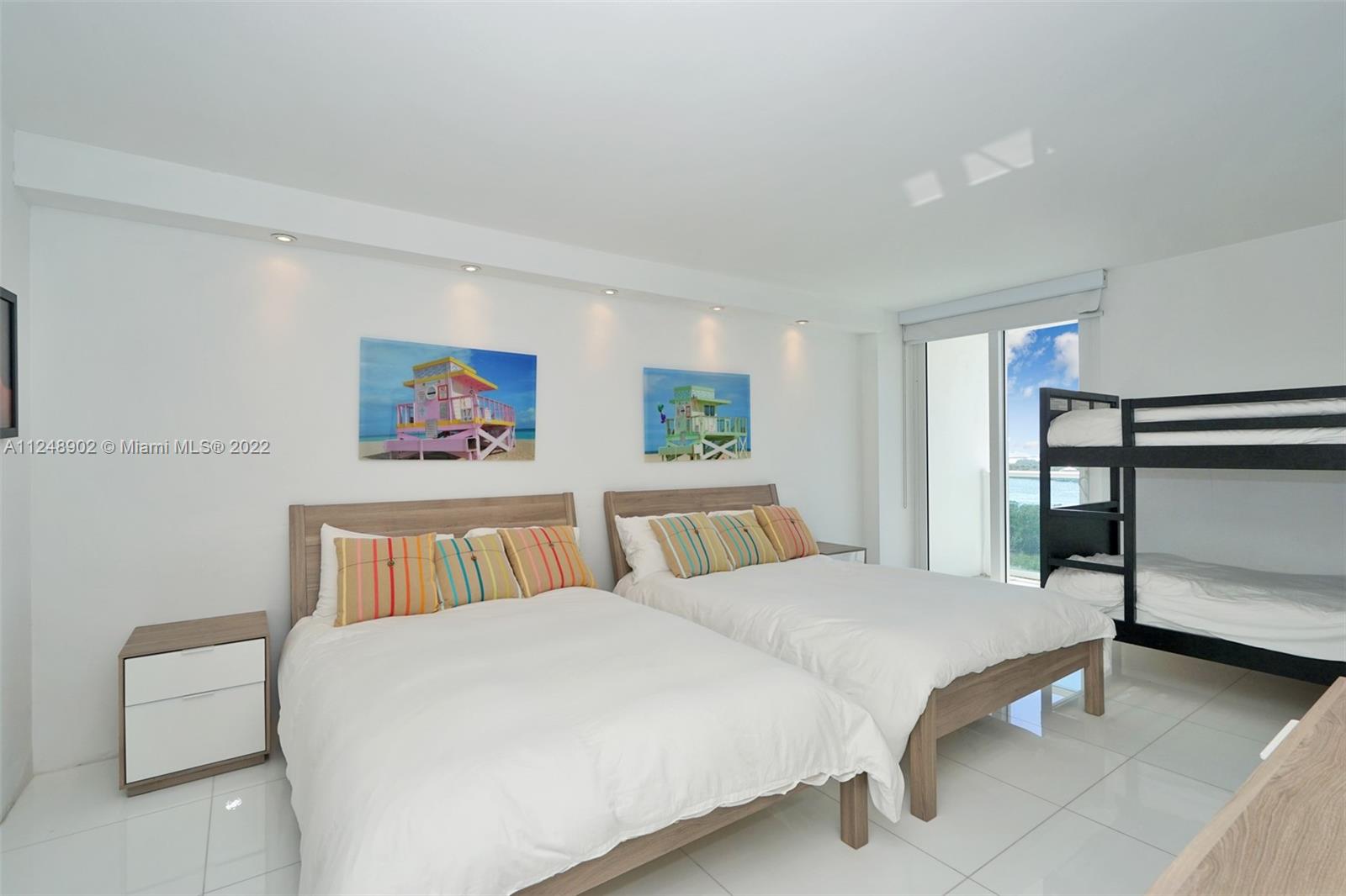 100 Bayview Dr Unit: 1119/1120