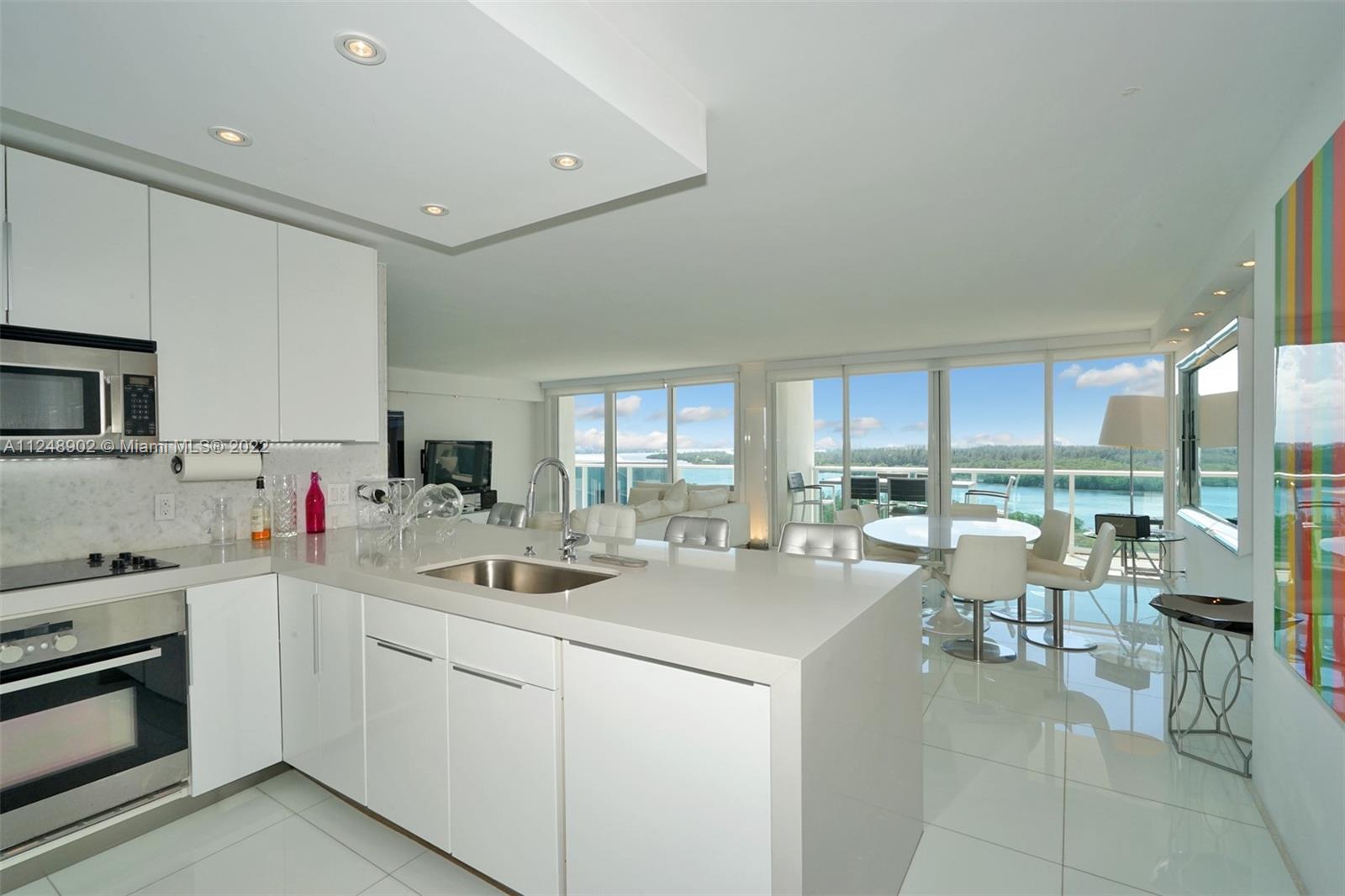 100 Bayview Dr Unit: 1119/1120