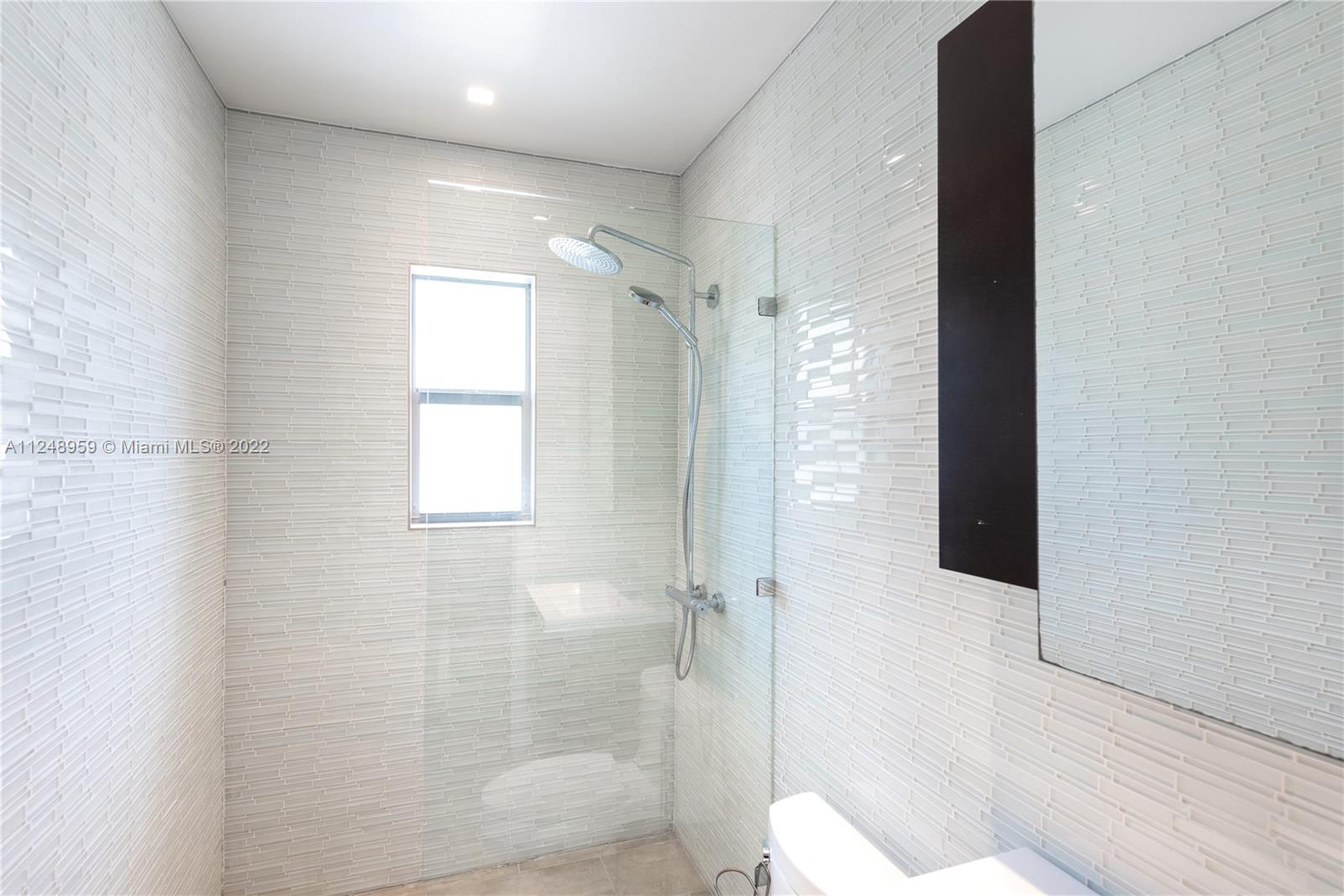 1341 15th St Unit: 202
