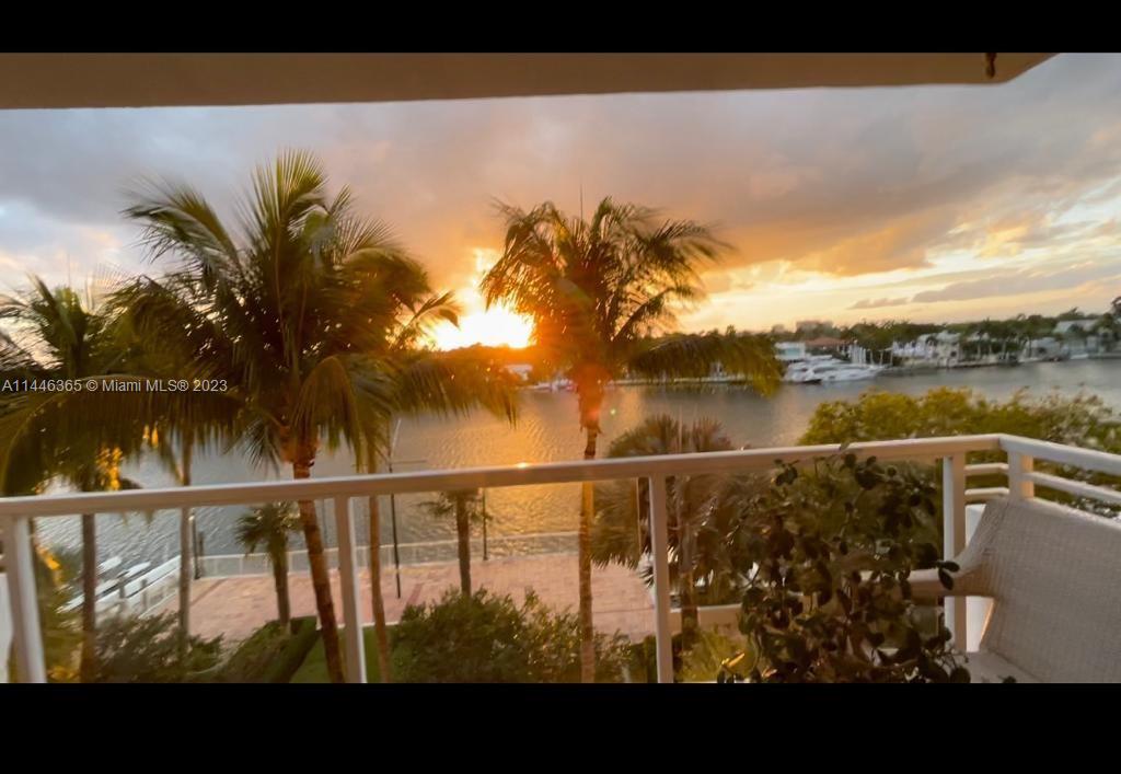 5600 Collins Ave Unit: 5N