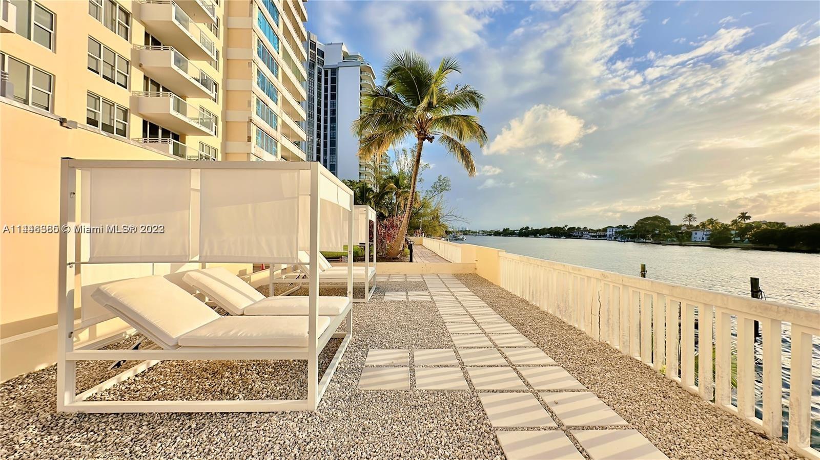 5600 Collins Ave Unit: 5N