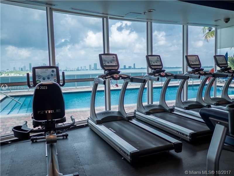 1800 Sunset Harbour Dr Unit: 1211