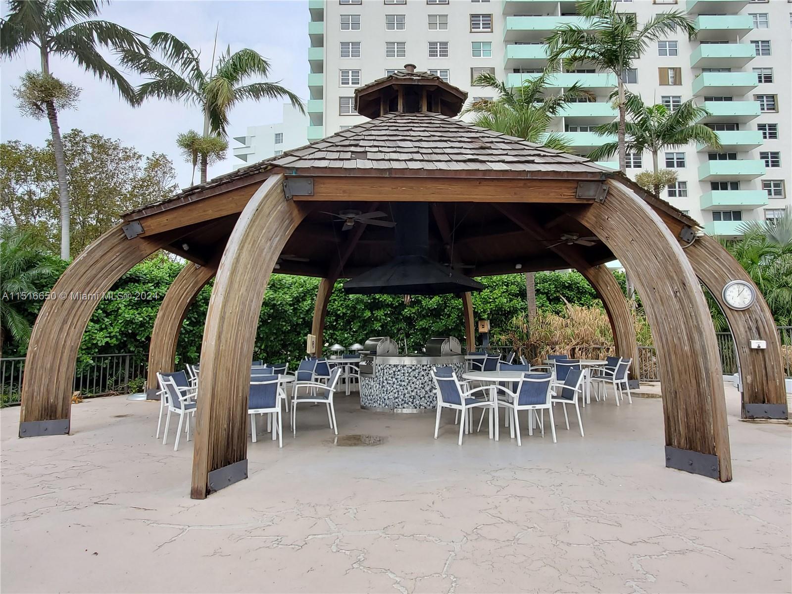 9 Island Ave Unit: 2310