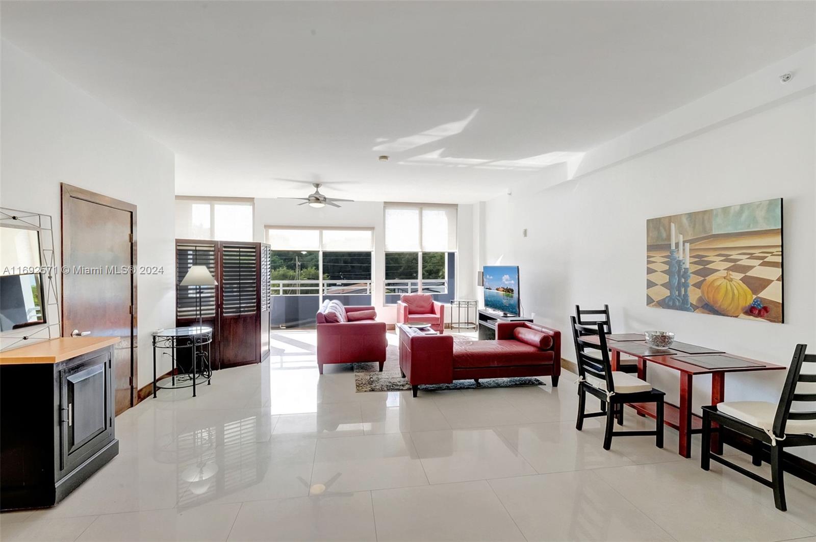 3250 Grand Ave # 308