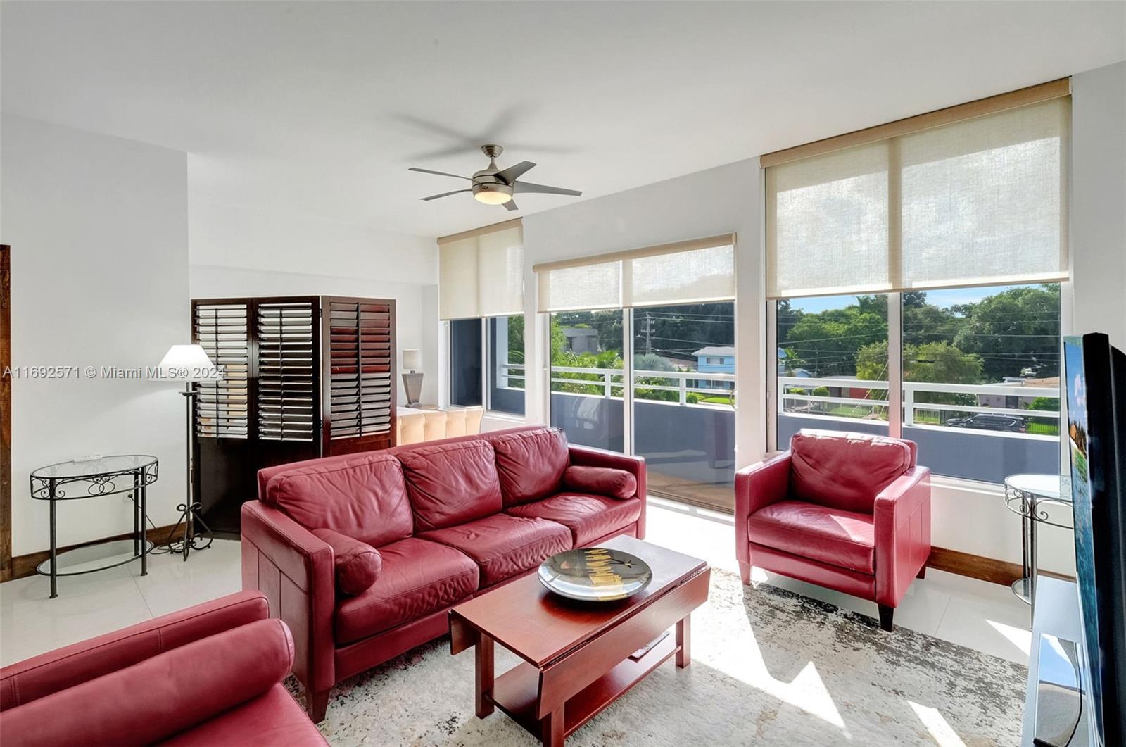 3250 Grand Ave # 308