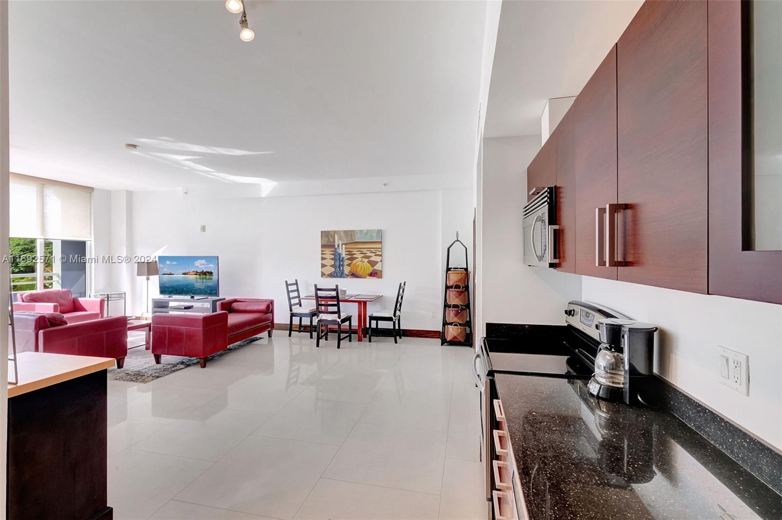 3250 Grand Ave # 308