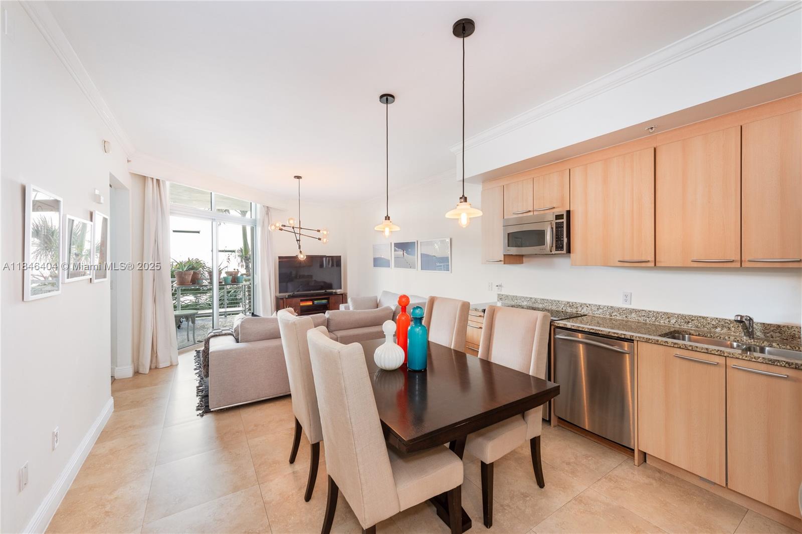 2001 Meridian Ave # 325