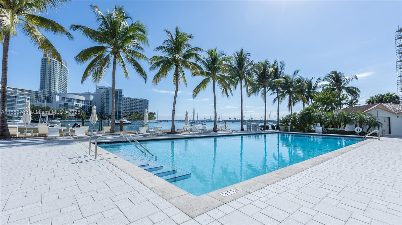 20 Island Ave # 704