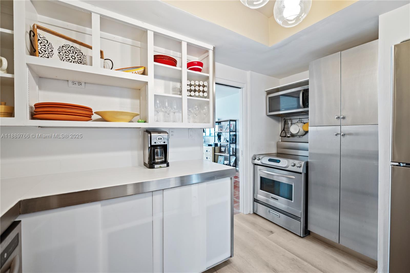 20 Island Ave # 704