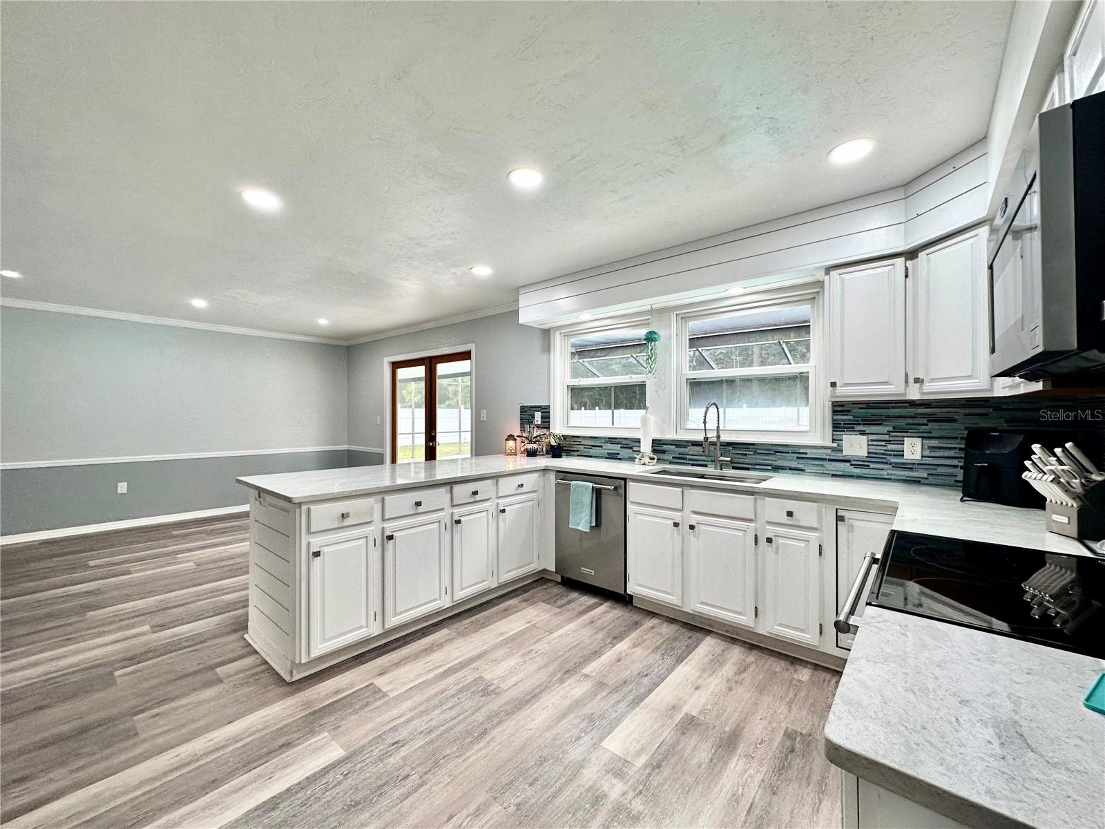 5320 SE 4TH PL