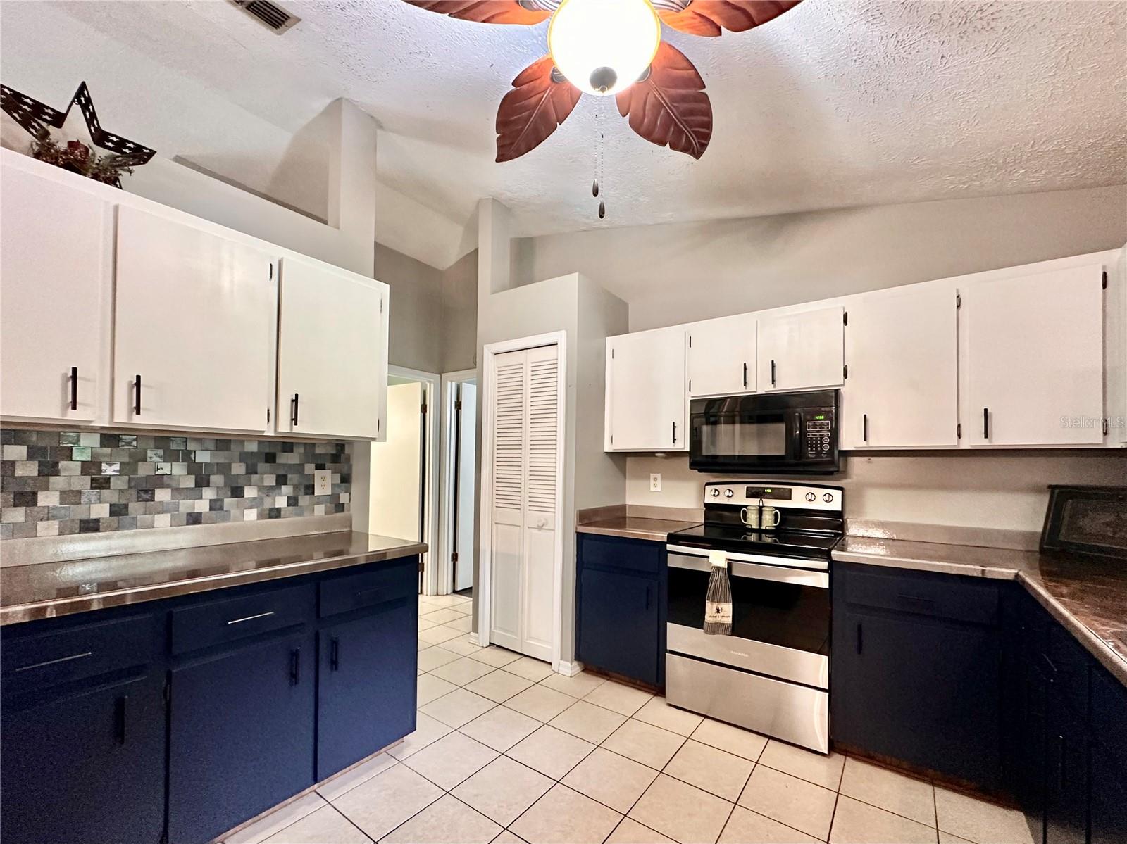 4251 NE 138TH PL