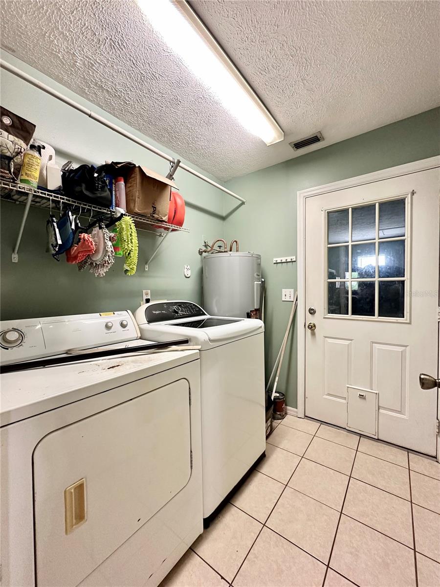 4251 NE 138TH PL