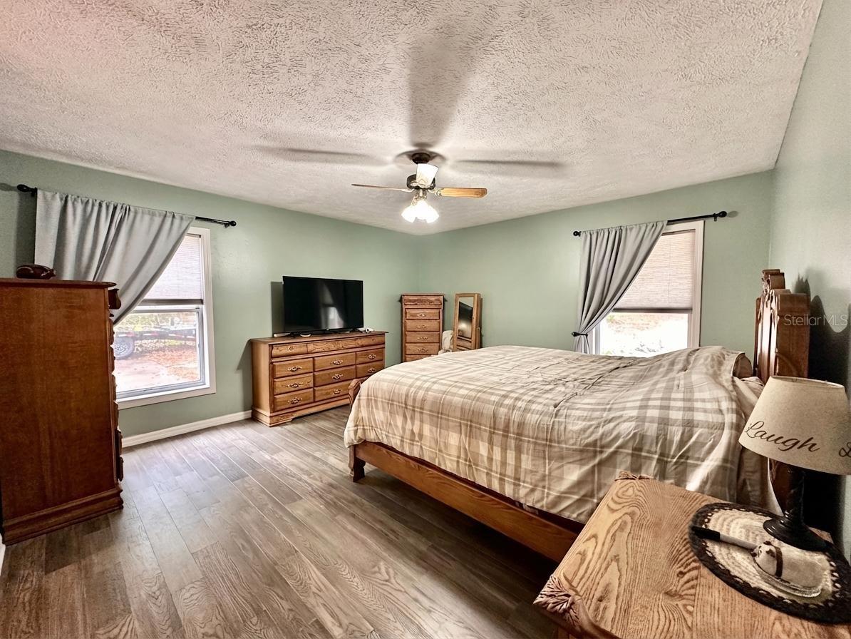 4251 NE 138TH PL