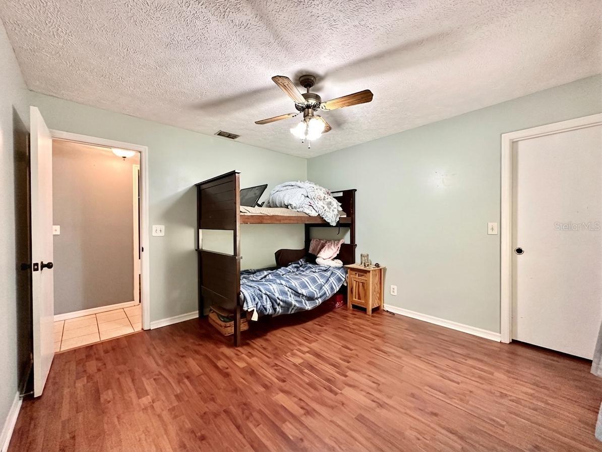 4251 NE 138TH PL