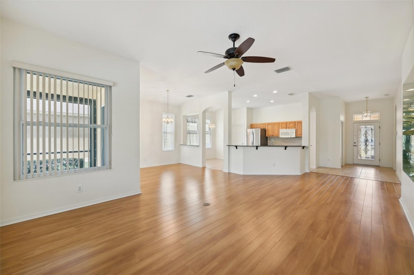 1349 MISTY GREENS DR