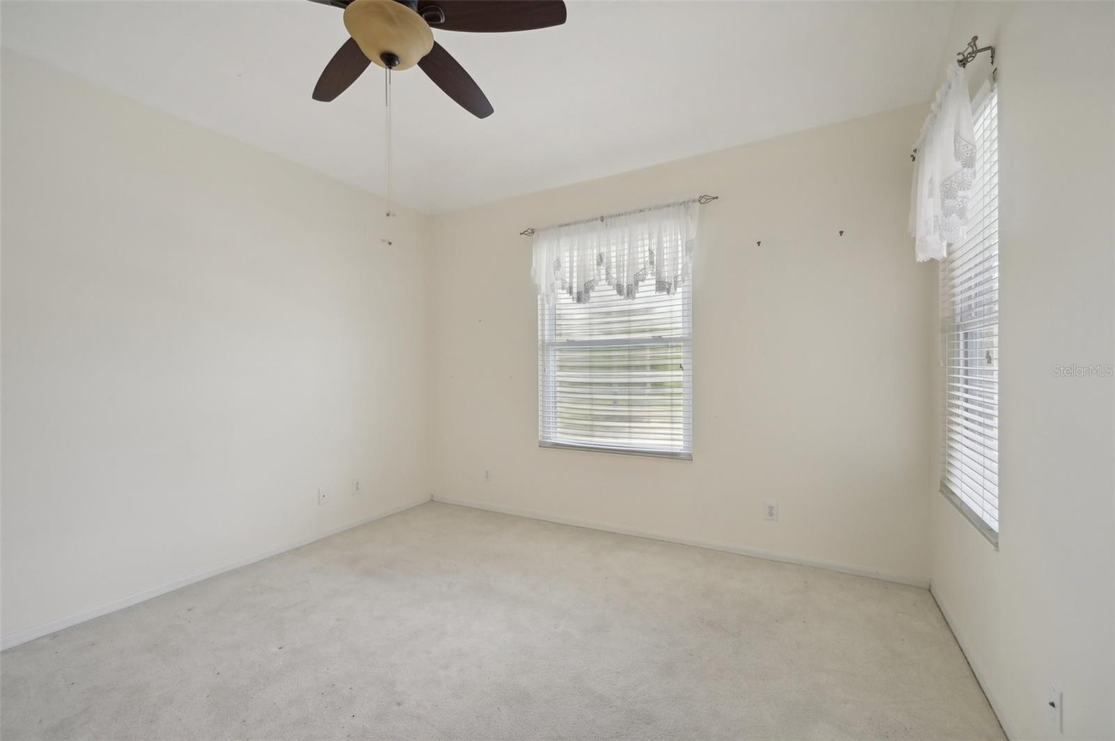 1349 MISTY GREENS DR