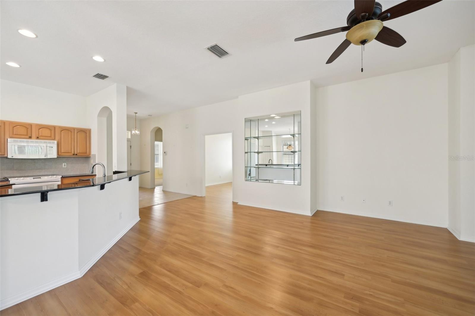 1349 MISTY GREENS DR