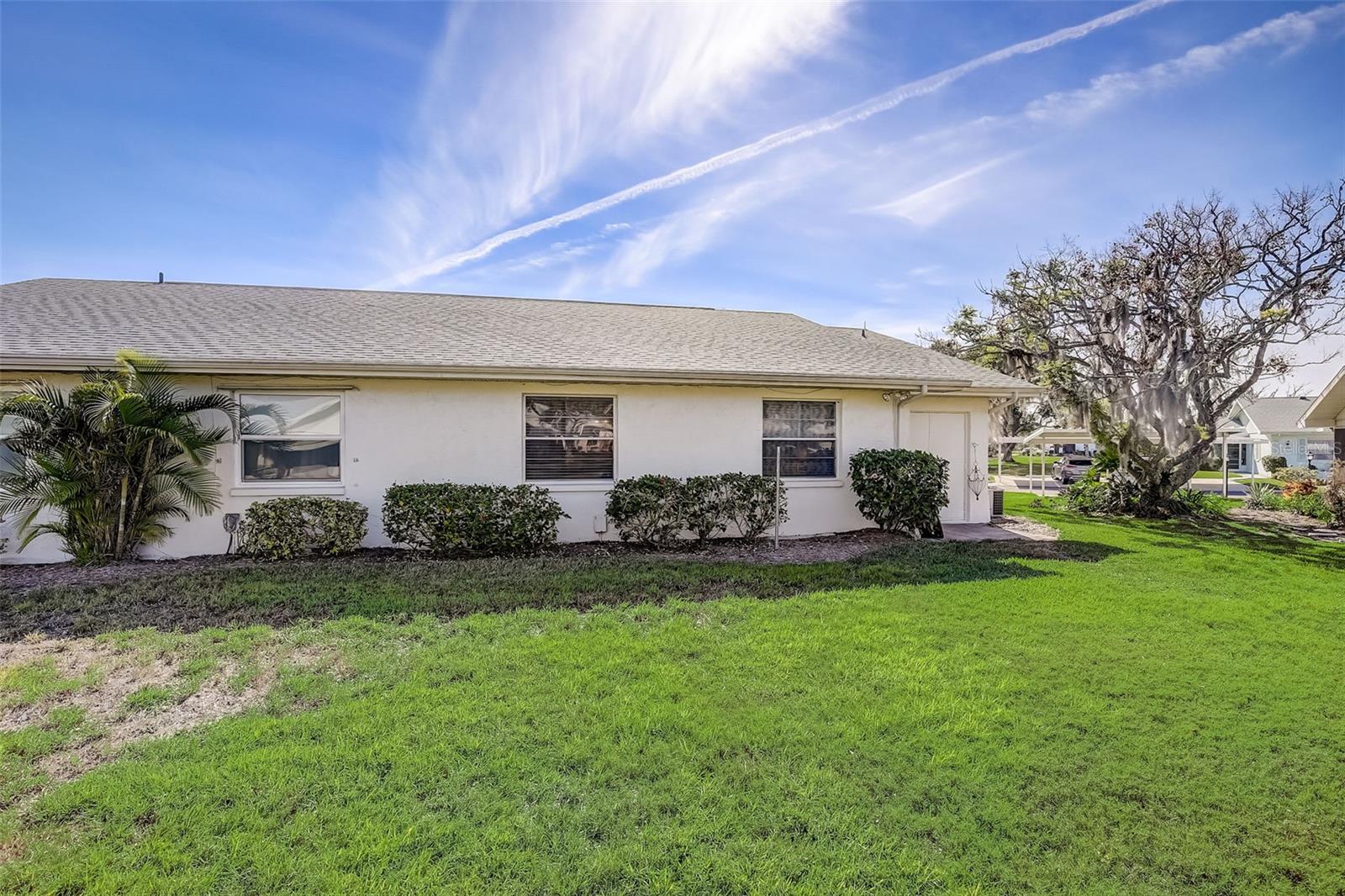2344 GLENMORE CIR