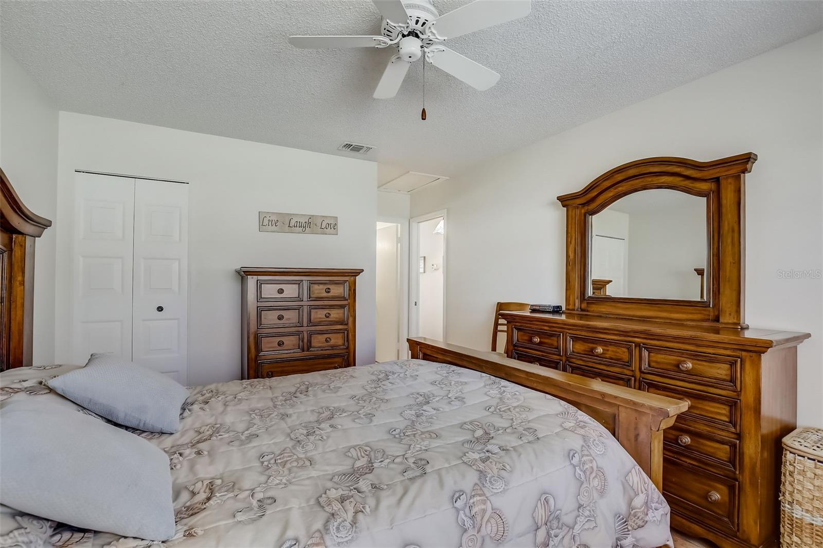 2344 GLENMORE CIR
