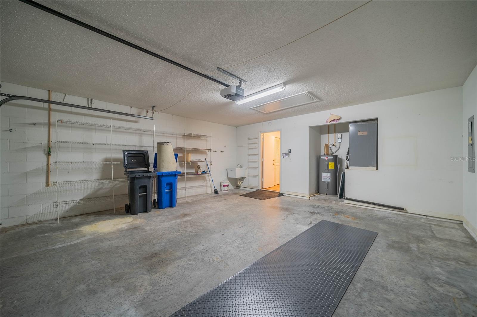 2301 OXFORD CENTER PL
