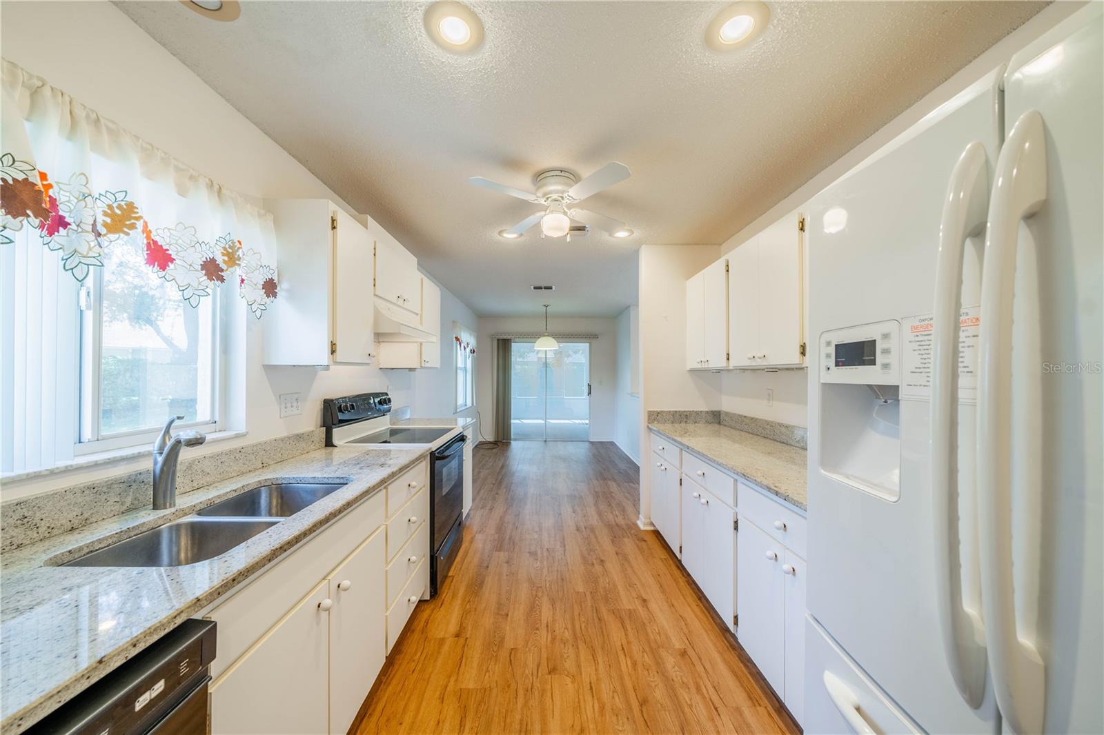 2301 OXFORD CENTER PL