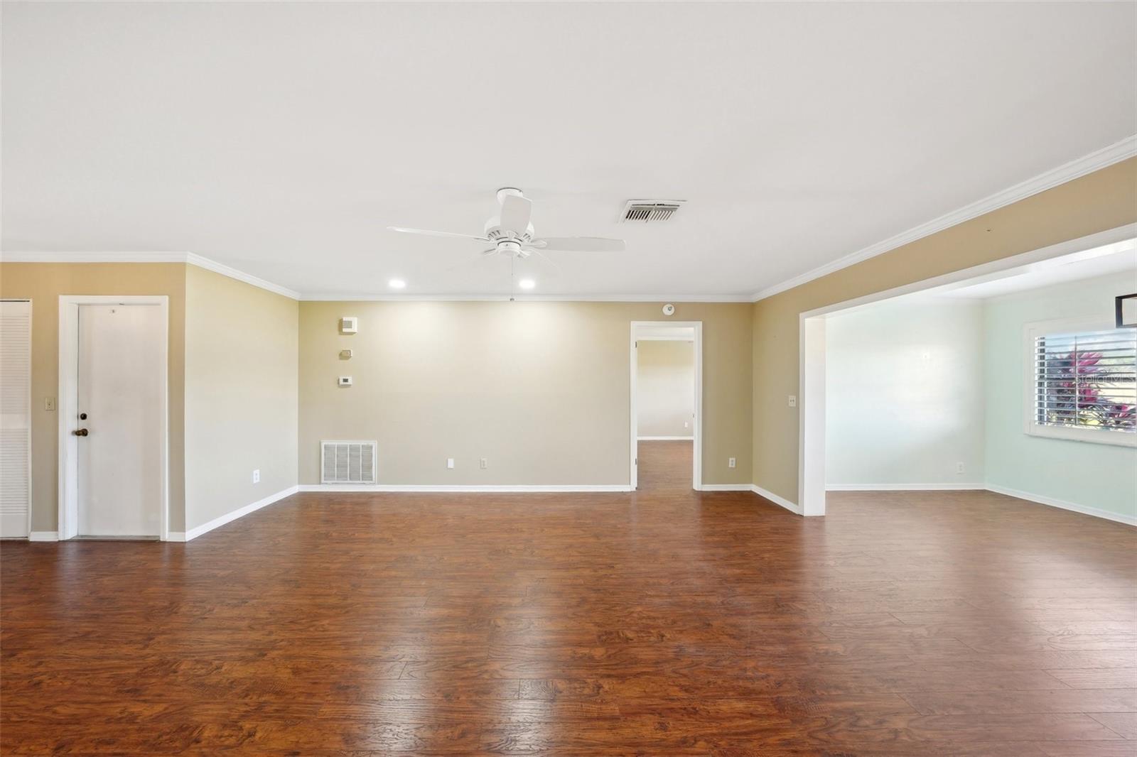 1312 LELAND DR #61