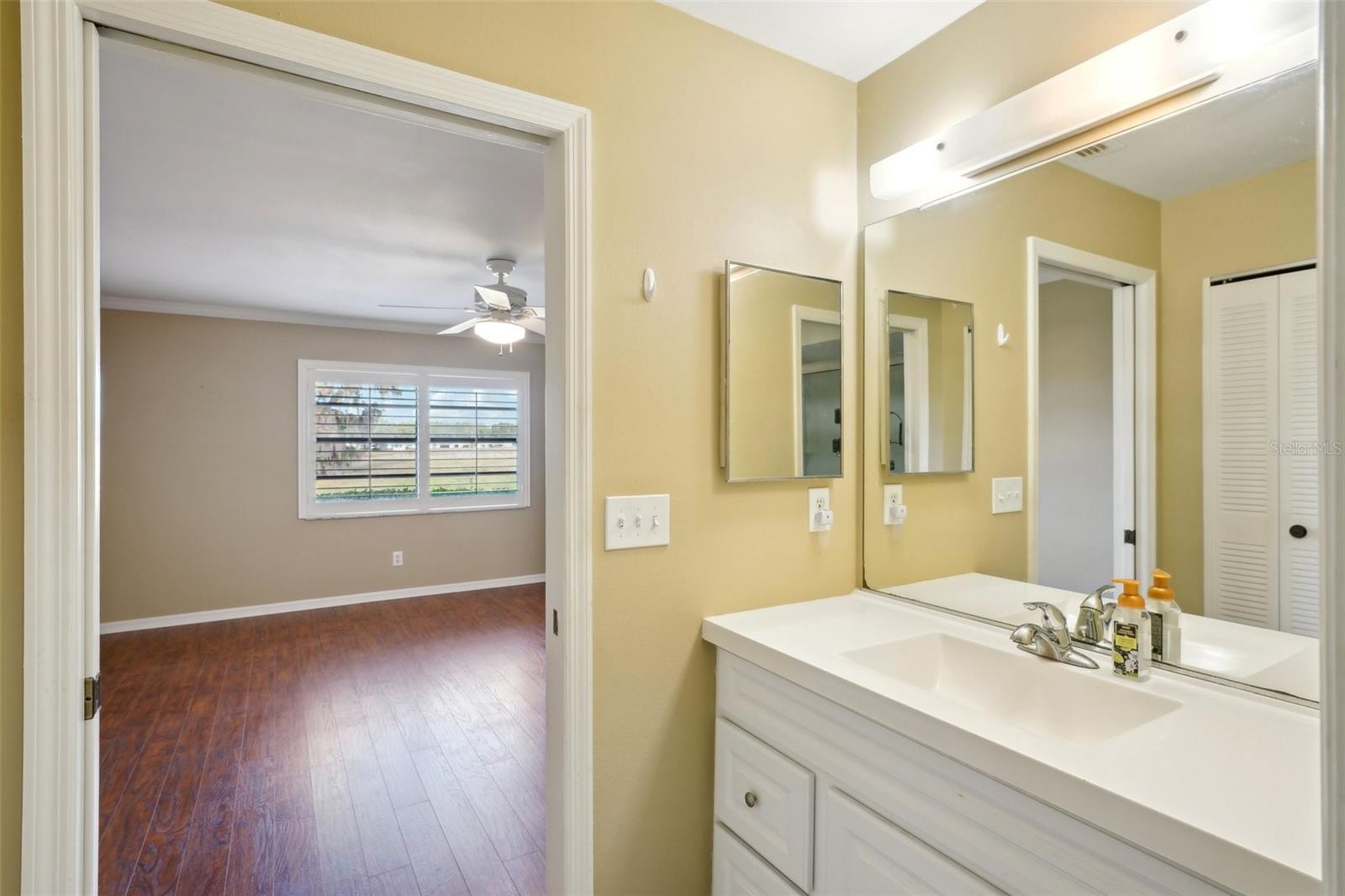 1312 LELAND DR #61