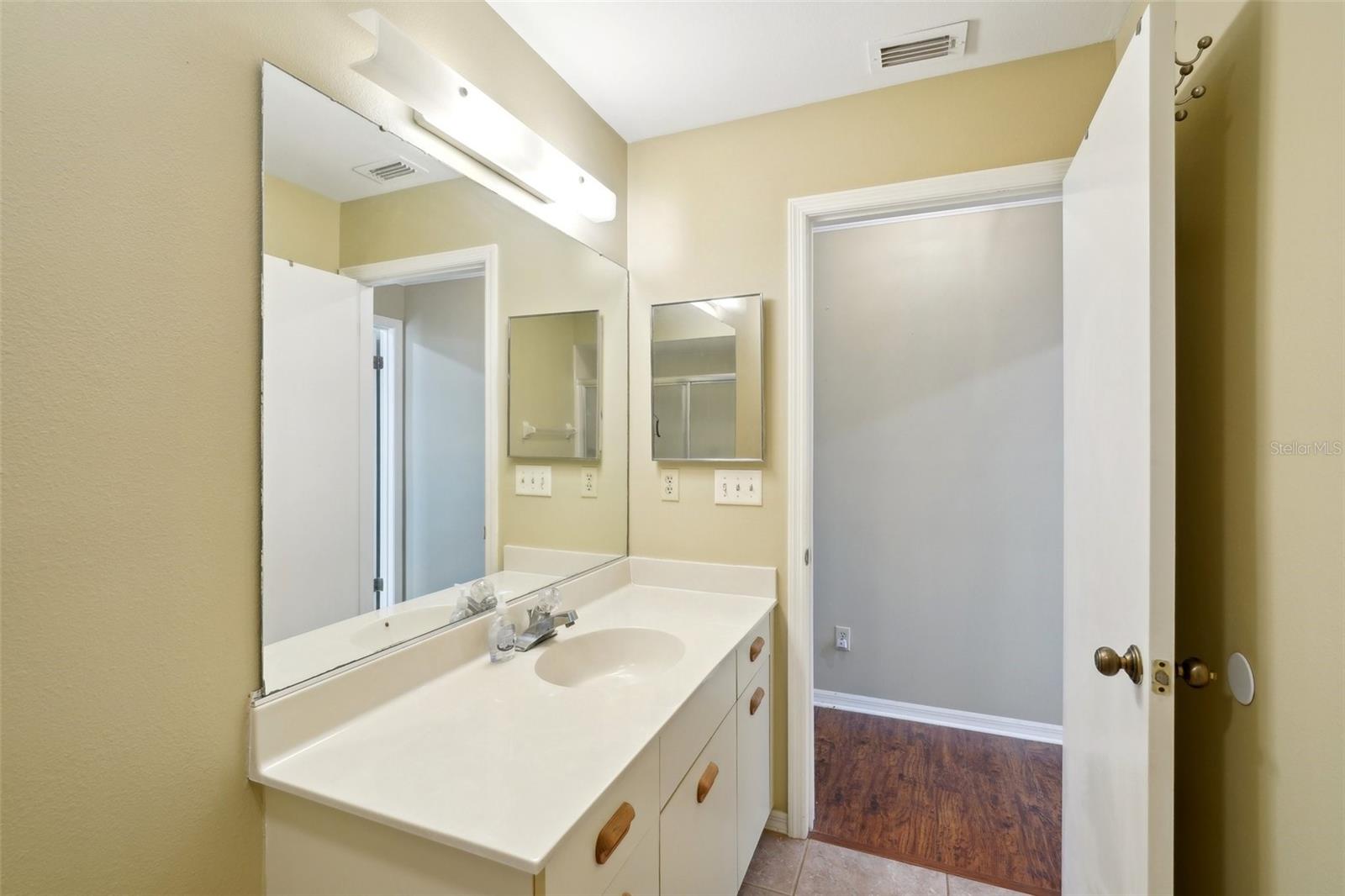 1312 LELAND DR #61