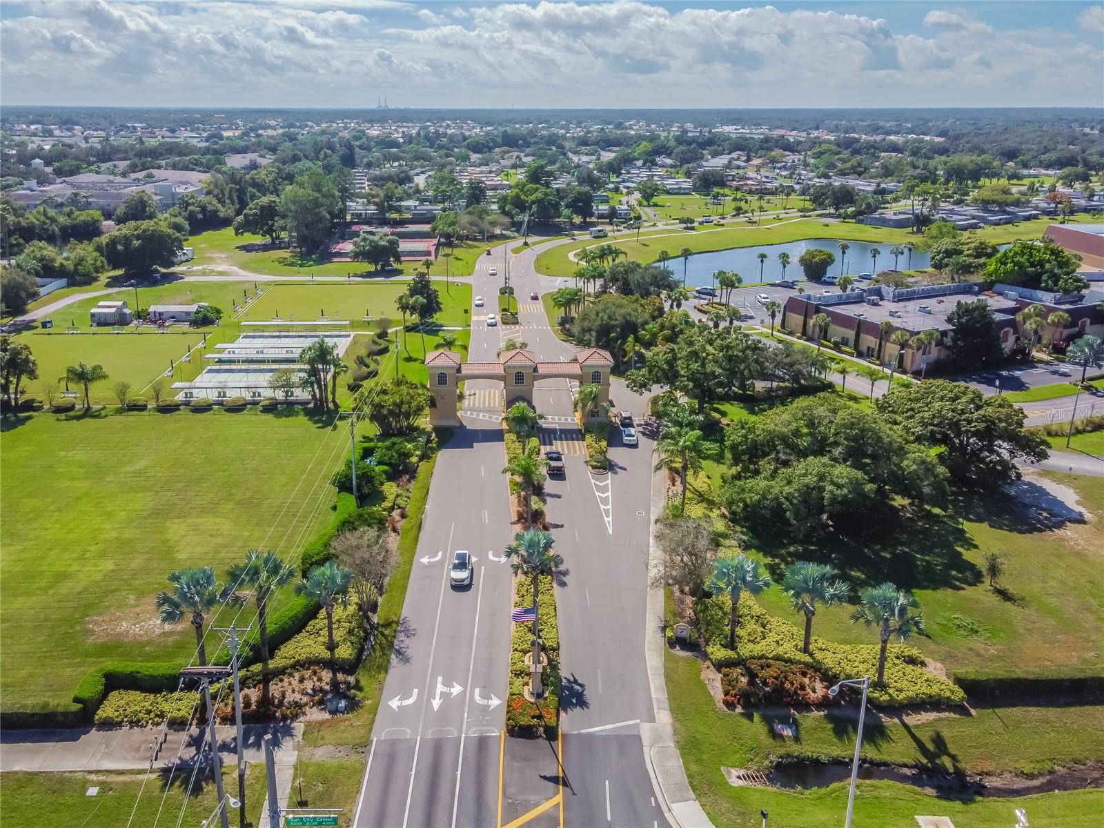 2315 NEW ORCHARD CT