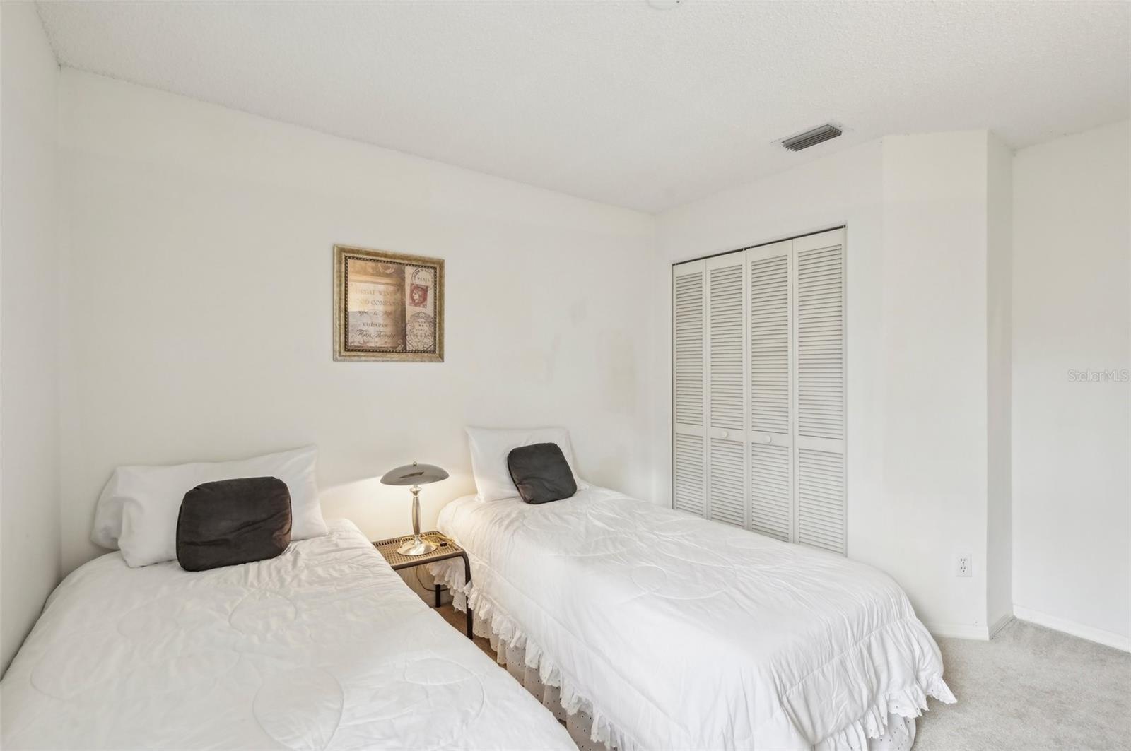 2315 NEW ORCHARD CT