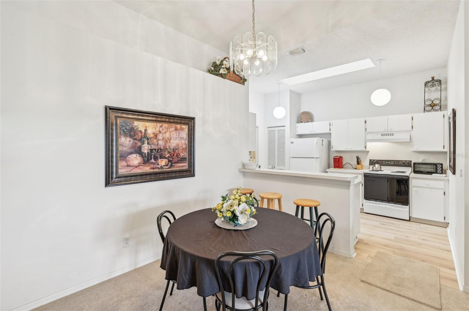 2315 NEW ORCHARD CT