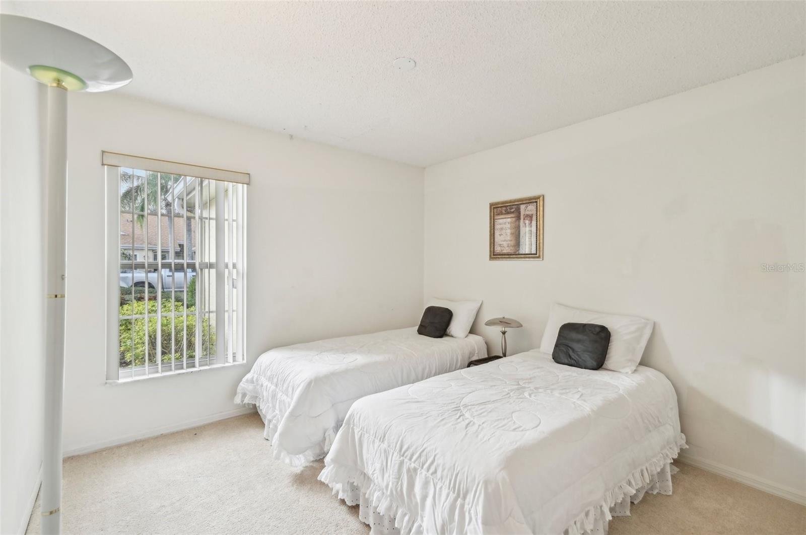 2315 NEW ORCHARD CT