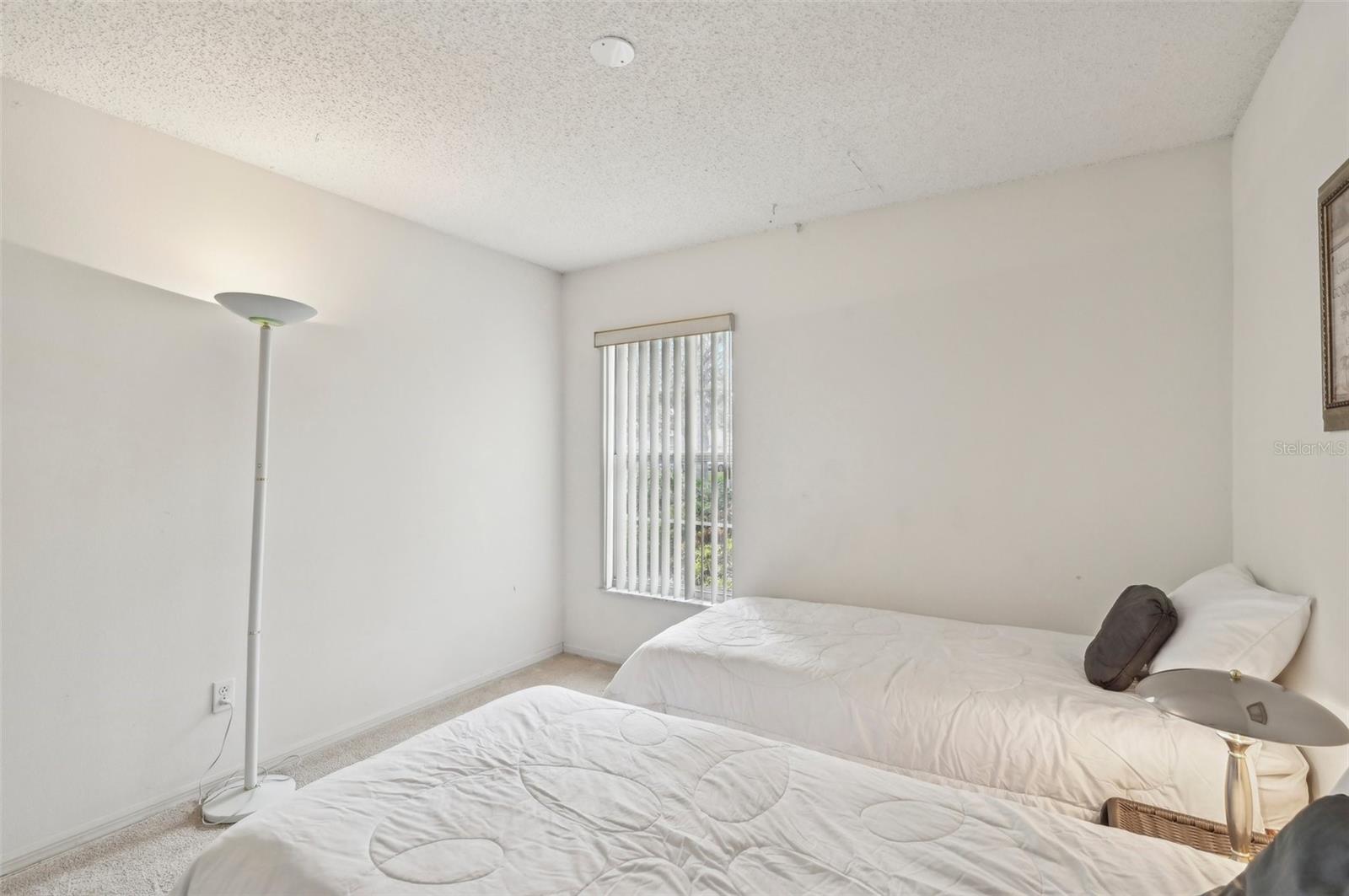 2315 NEW ORCHARD CT