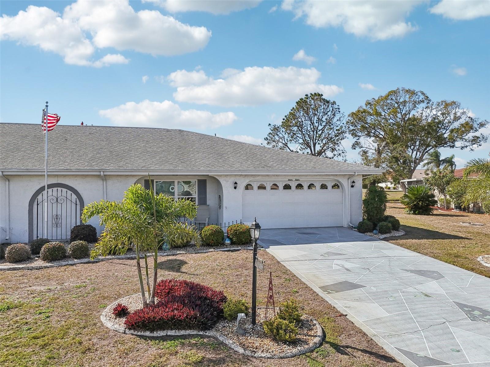 1212 WILD FEATHER LN