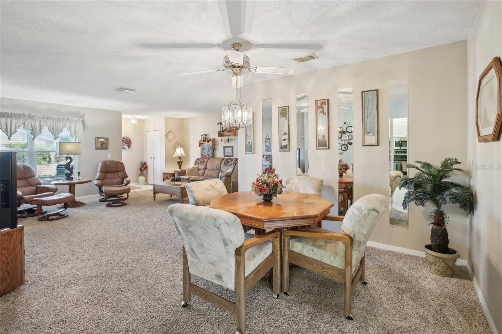 1212 WILD FEATHER LN