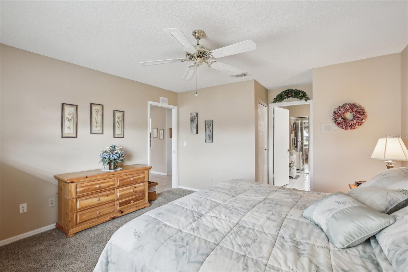 1212 WILD FEATHER LN