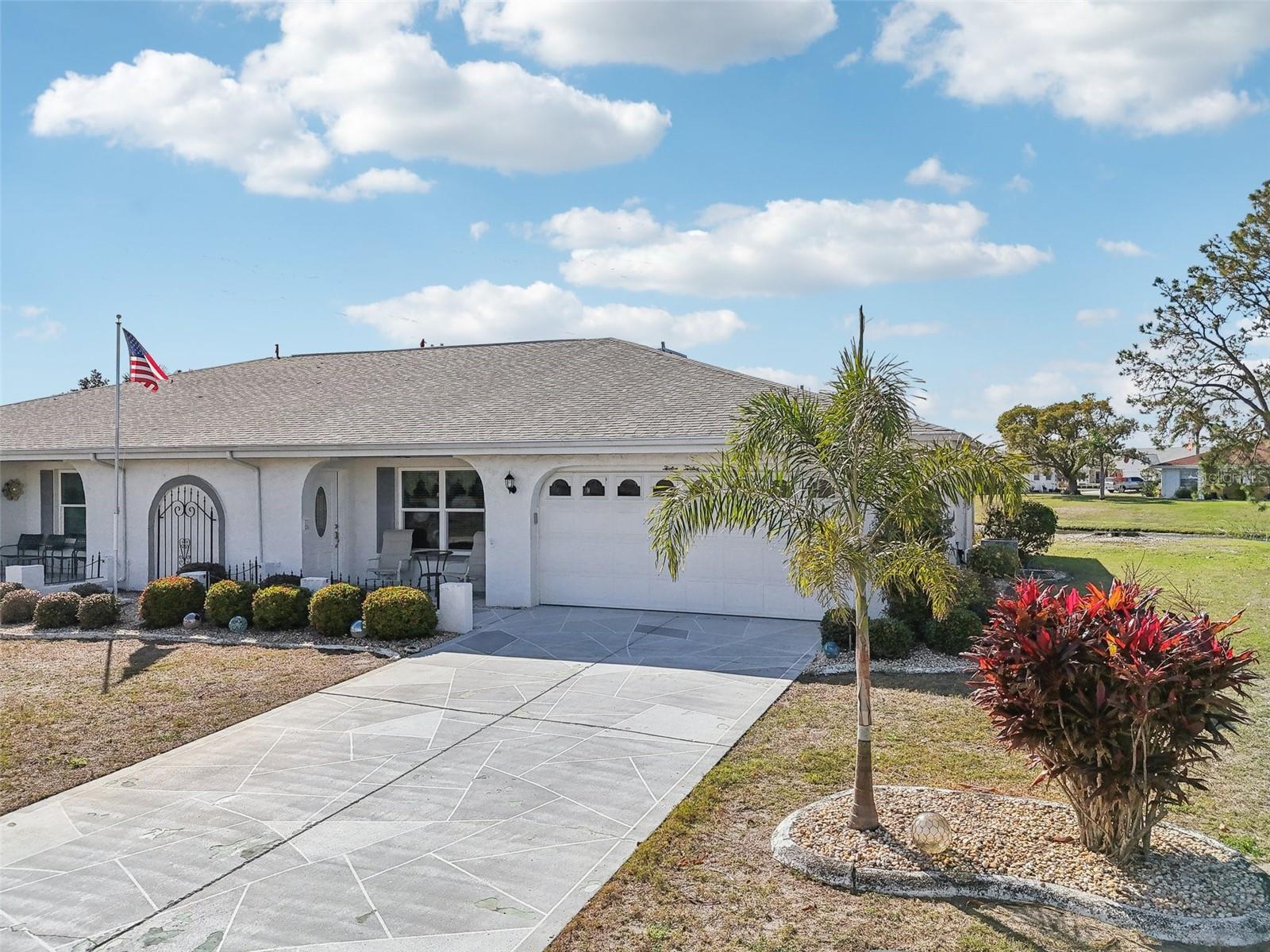 1212 WILD FEATHER LN